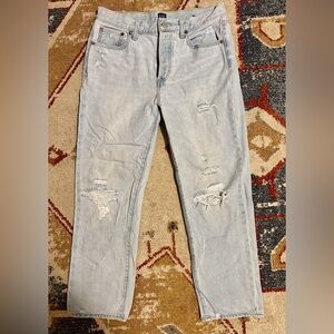 Gap Boyfriend Light-Washed Bootcut Jeans (size 4/27)